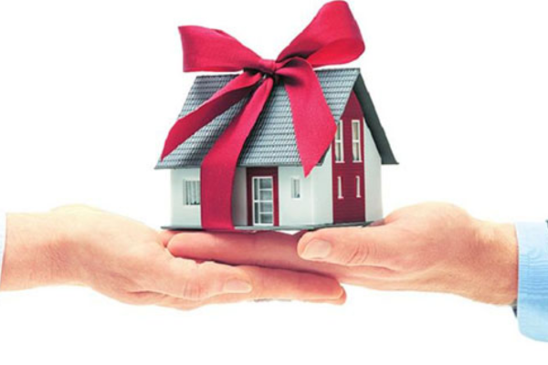 Hợp đồng tặng cho nhà đất