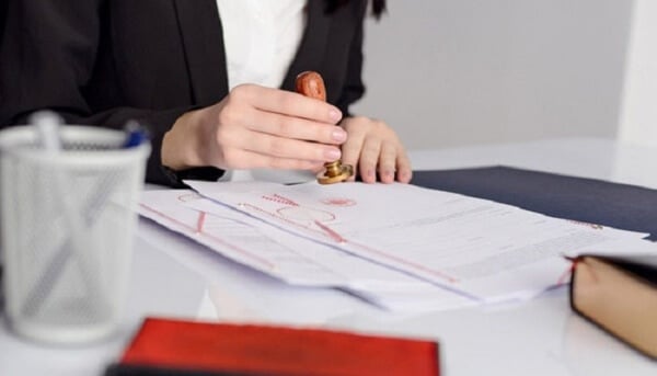 Rủi ro công chứng hợp đồng vay tiền