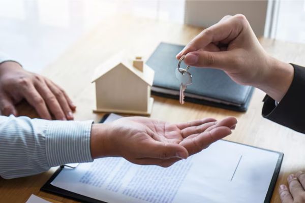 Bẫy hợp đồng thuê căn hộ