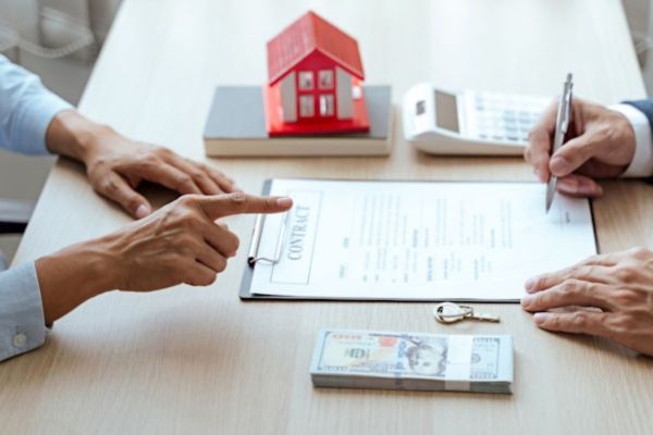 Phí công chứng hợp đồng thuê nhà
