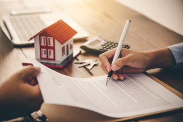 Rủi ro thuê nhà không công chứng