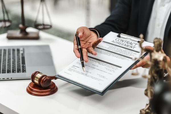 Công chứng tài liệu: Các bước thực hiện tại văn phòng công chứng cần biết!