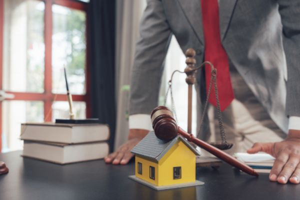 Đôi nét về thủ tục công chứng hợp đồng tặng cho quyền sử dụng nhà ở