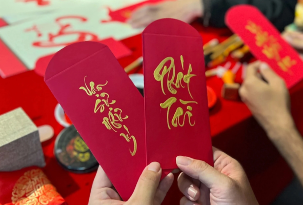 Tiền lì xì đầu năm