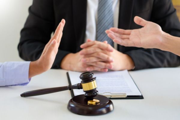 Tìm hiểu về các loại tài sản trong hôn nhân: Cần công chứng không?
