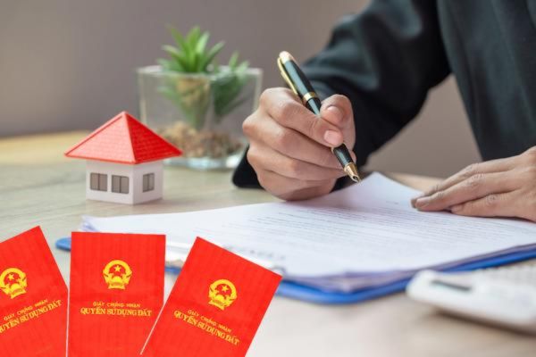 Checklist chi tiết trước khi nộp hồ sơ sang tên nhà đất