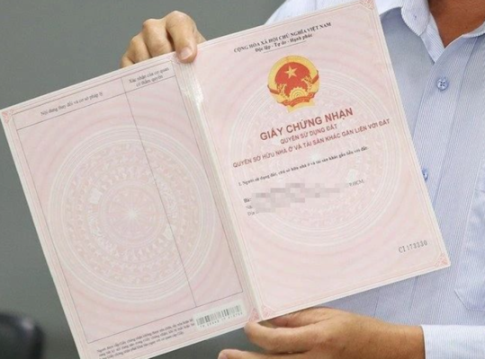 Thủ tục sang tên Sổ đỏ từ cha mẹ sang con