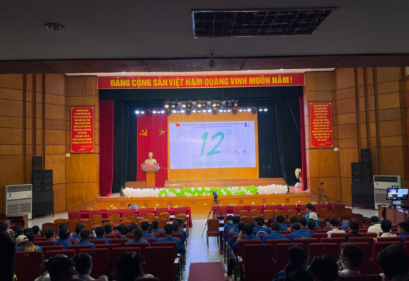 Thành lập trường